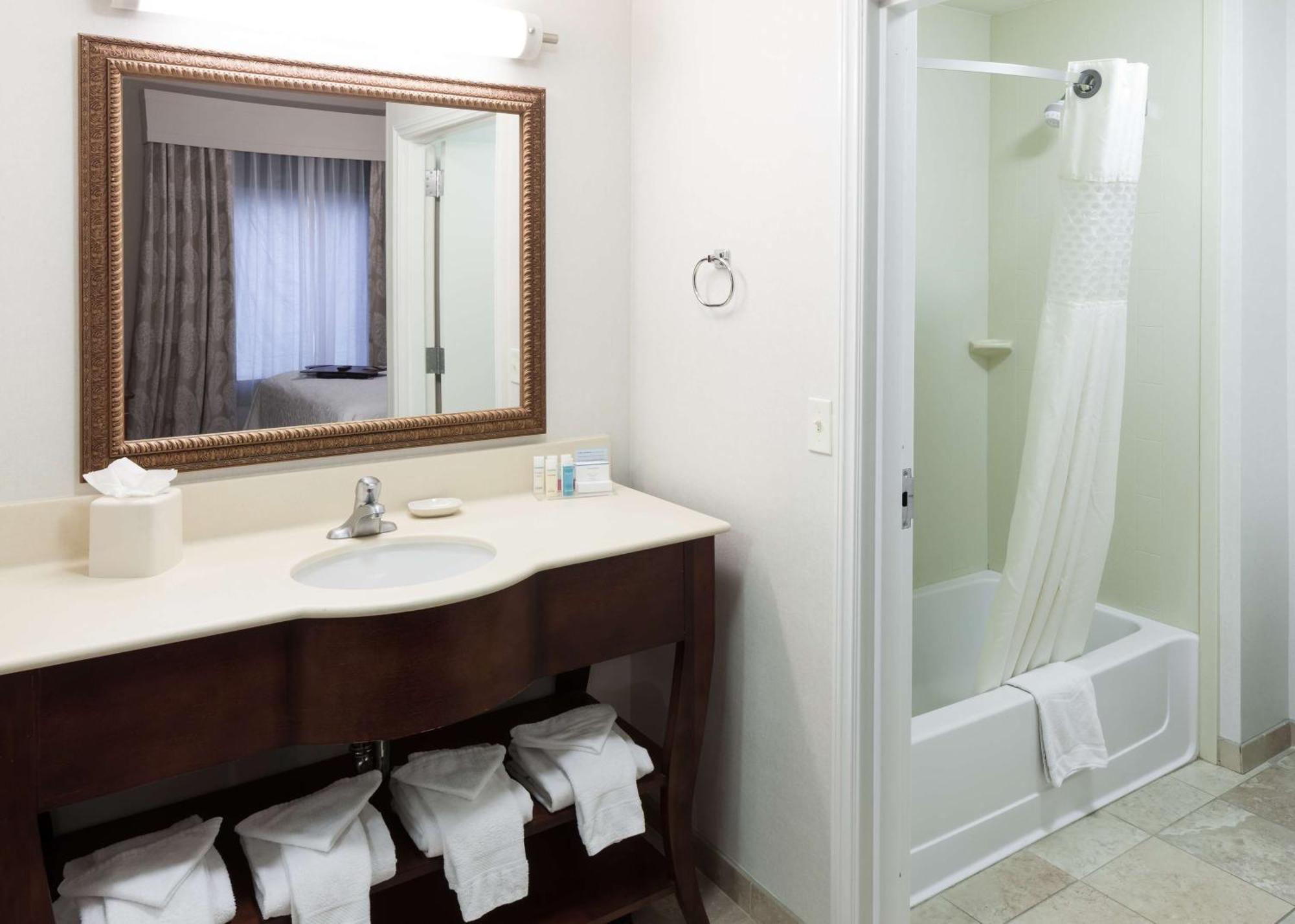 Hampton Inn & Suites Westford-Chelmsford Εξωτερικό φωτογραφία
